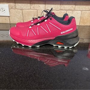 Salomon Women's Speedcross Peak Hiking Shoe Size 8.5